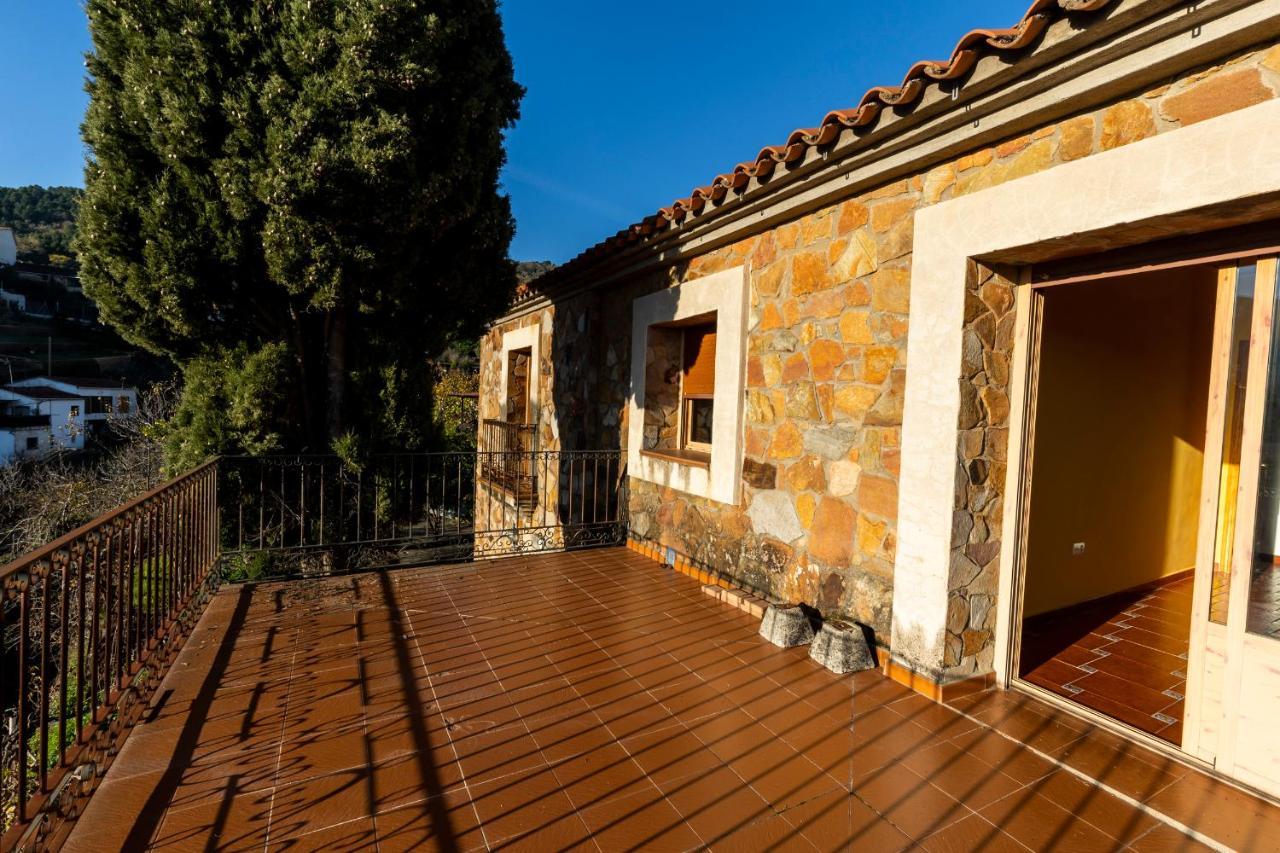 Casa Rural El Abeto Торре-де-Дон-Мигель Экстерьер фото