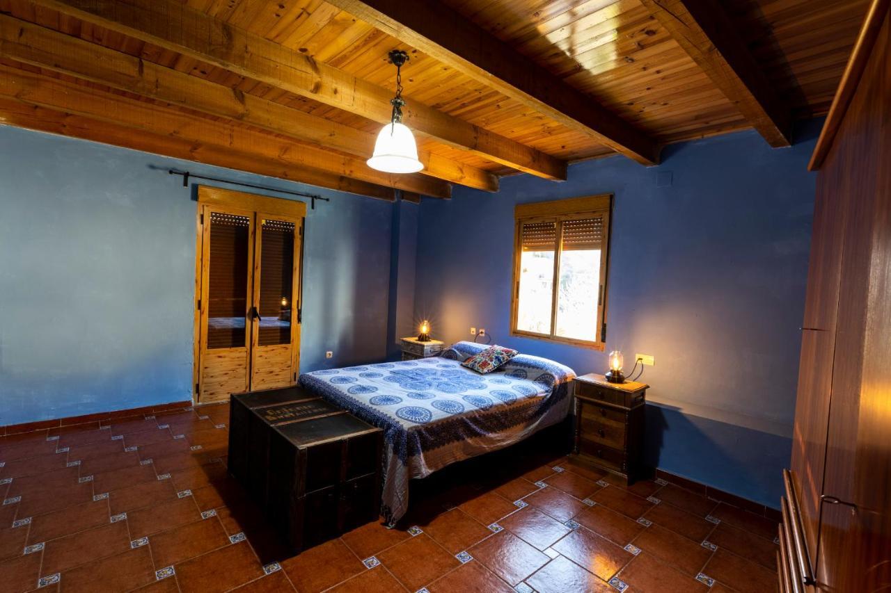 Casa Rural El Abeto Торре-де-Дон-Мигель Экстерьер фото