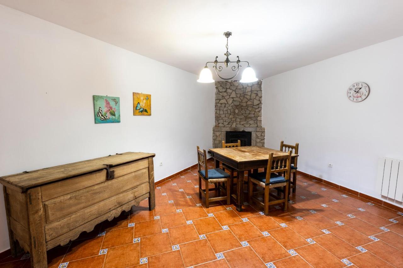 Casa Rural El Abeto Торре-де-Дон-Мигель Экстерьер фото
