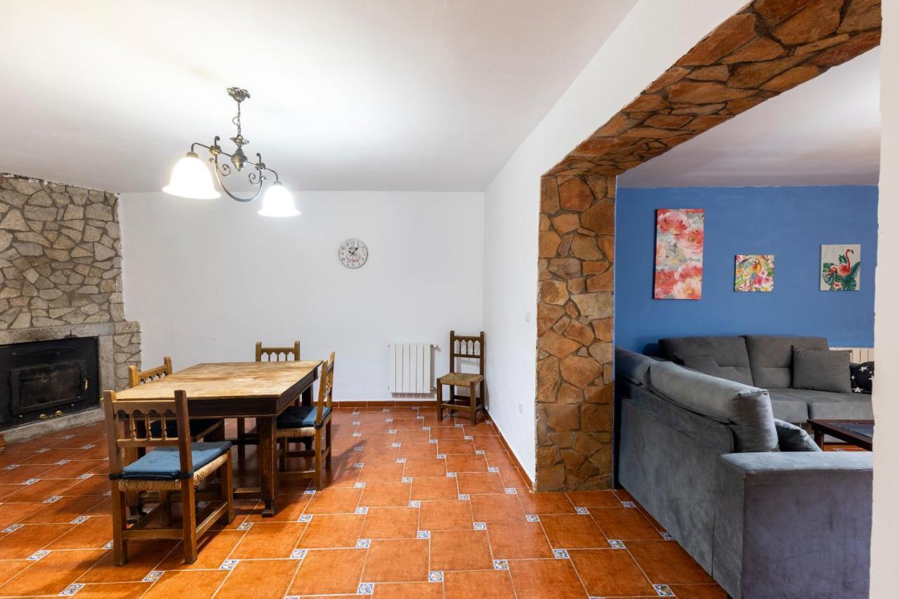 Casa Rural El Abeto Торре-де-Дон-Мигель Экстерьер фото